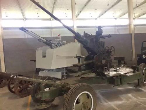 国产高射炮发火视频,火力全开，捍卫蓝天