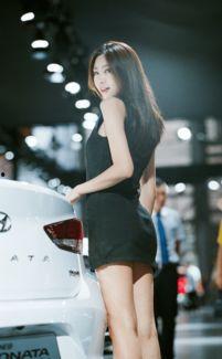 国产高颜值汽车街拍视频