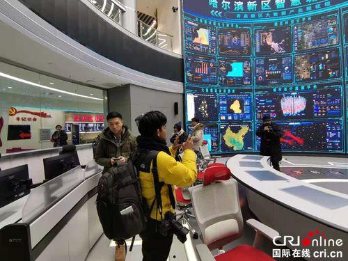 外媒看国产旗舰店视频,外媒视频揭秘惊艳细节