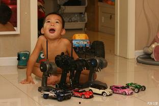 搞笑国产小车视频,笑料百出！国产小车视频带你领略欢乐驾驶时光