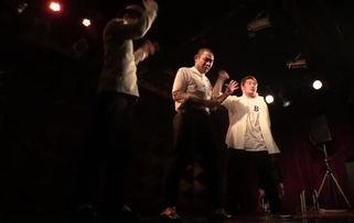 国产多人性派对视频,揭秘国产多人性派对私密瞬间