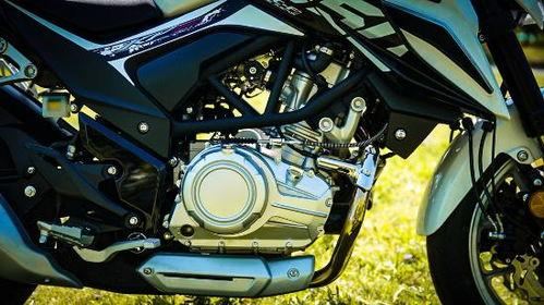 国产双缸350视频,动力强劲，驾驭非凡