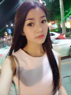 国产小丑女视频,颠覆传统，演绎另类喜剧魅力